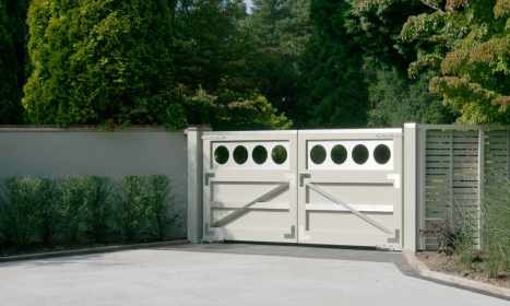 Bespoke contemporary driveway gates