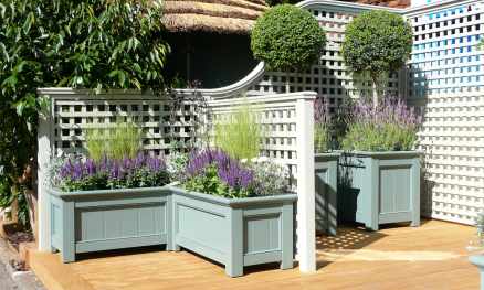 Chelsea Stand - Traditional Planters
