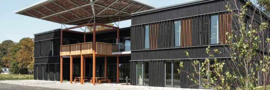 Decking & vertical cladding panels in FSC Cumaru hardwood - Cambridge