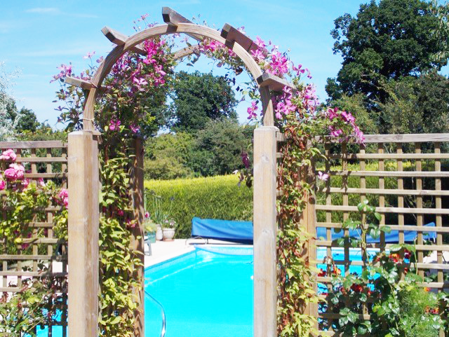 View our ready-made product gallery | The Garden Trellis Co