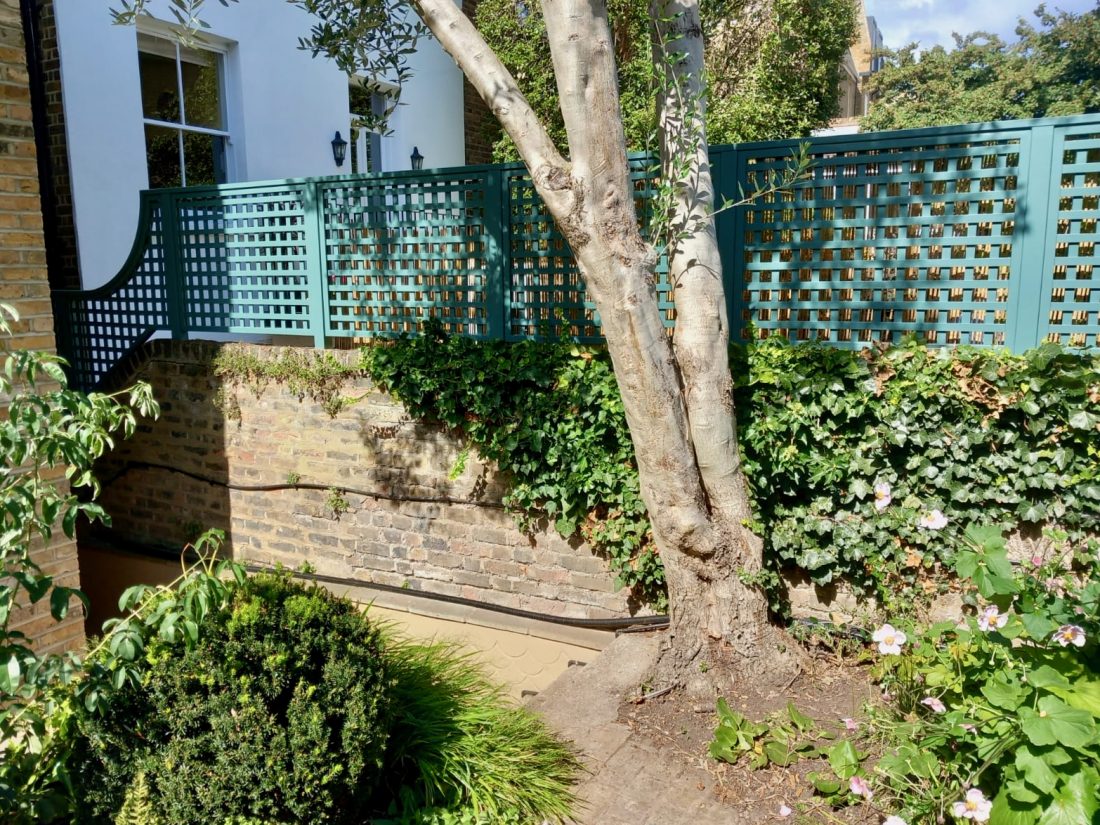Bespoke Square Trellis with a 48mm gap, painted in Original No.10