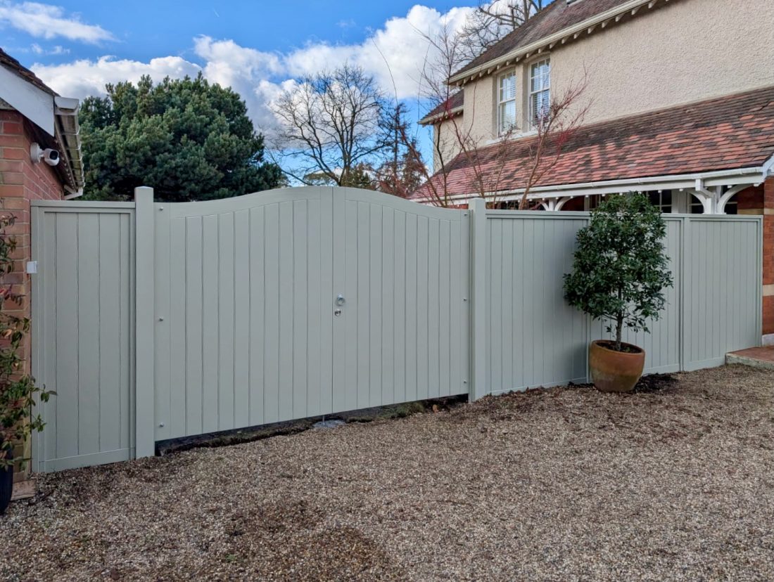 Bespoke fence panels and driveway gates in Manhattan Grey