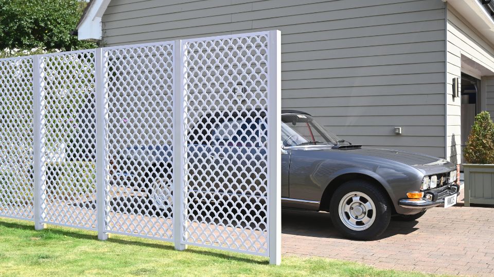 Arcus Decorative Screen making a car port