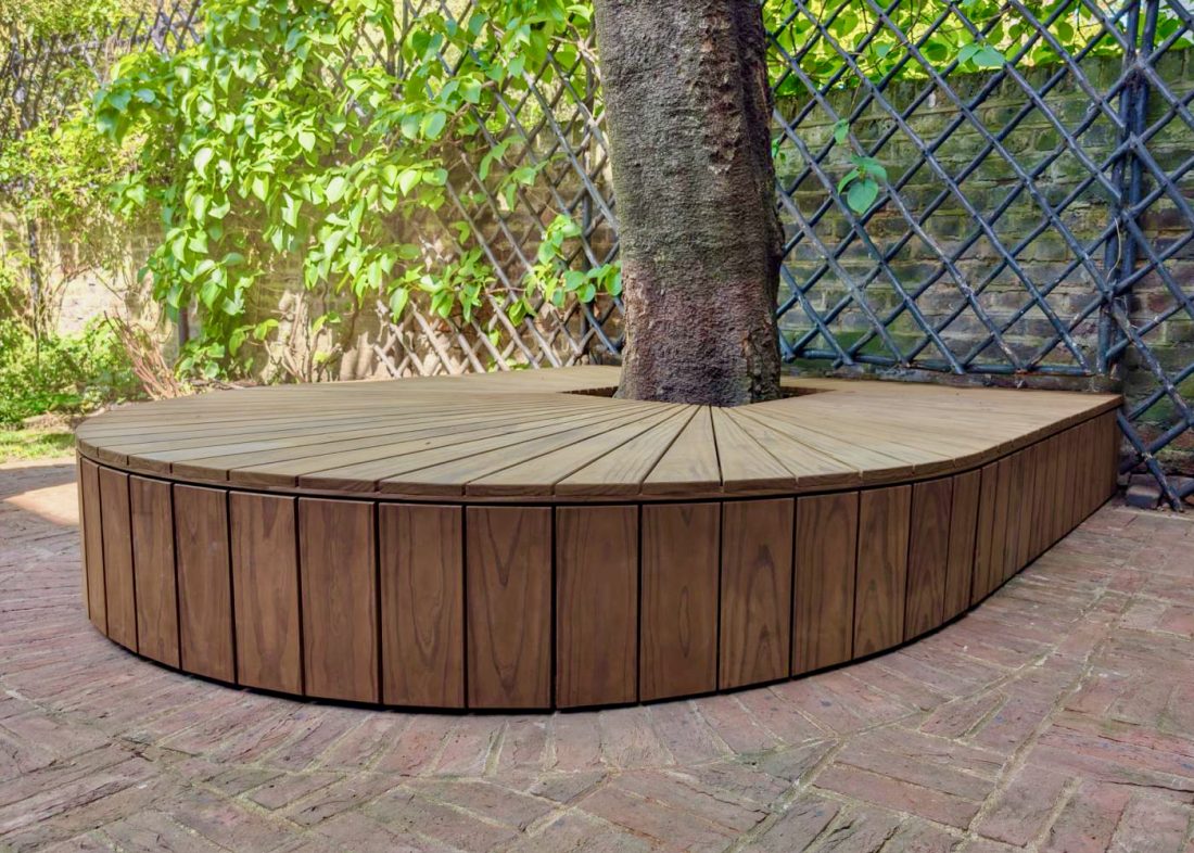 Bespoke tree seat in Thermally Treated Timber